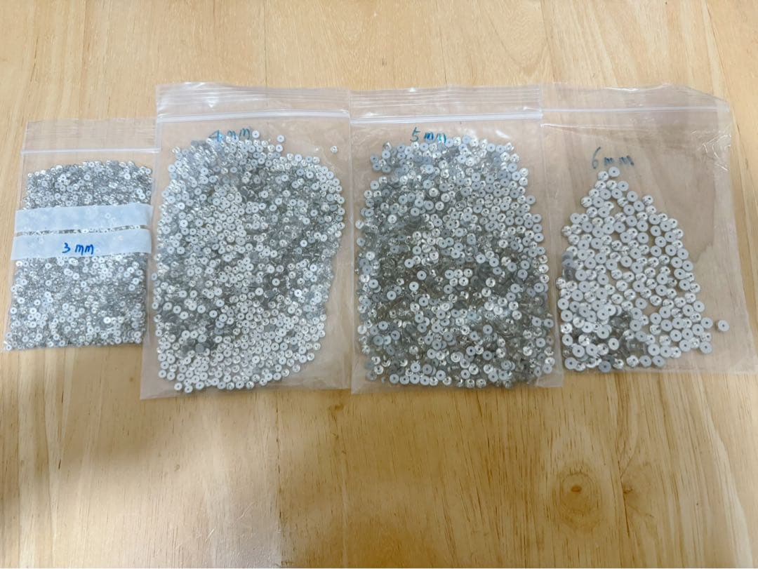 クリスタル ガラスパーツ　3mm 4mm 5mm 6mm 計2700個