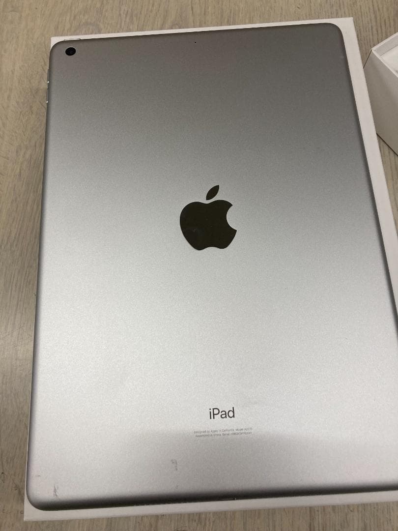iPad 第8世代 128GB Wi-Fi 元箱バッテリー85％ A2270