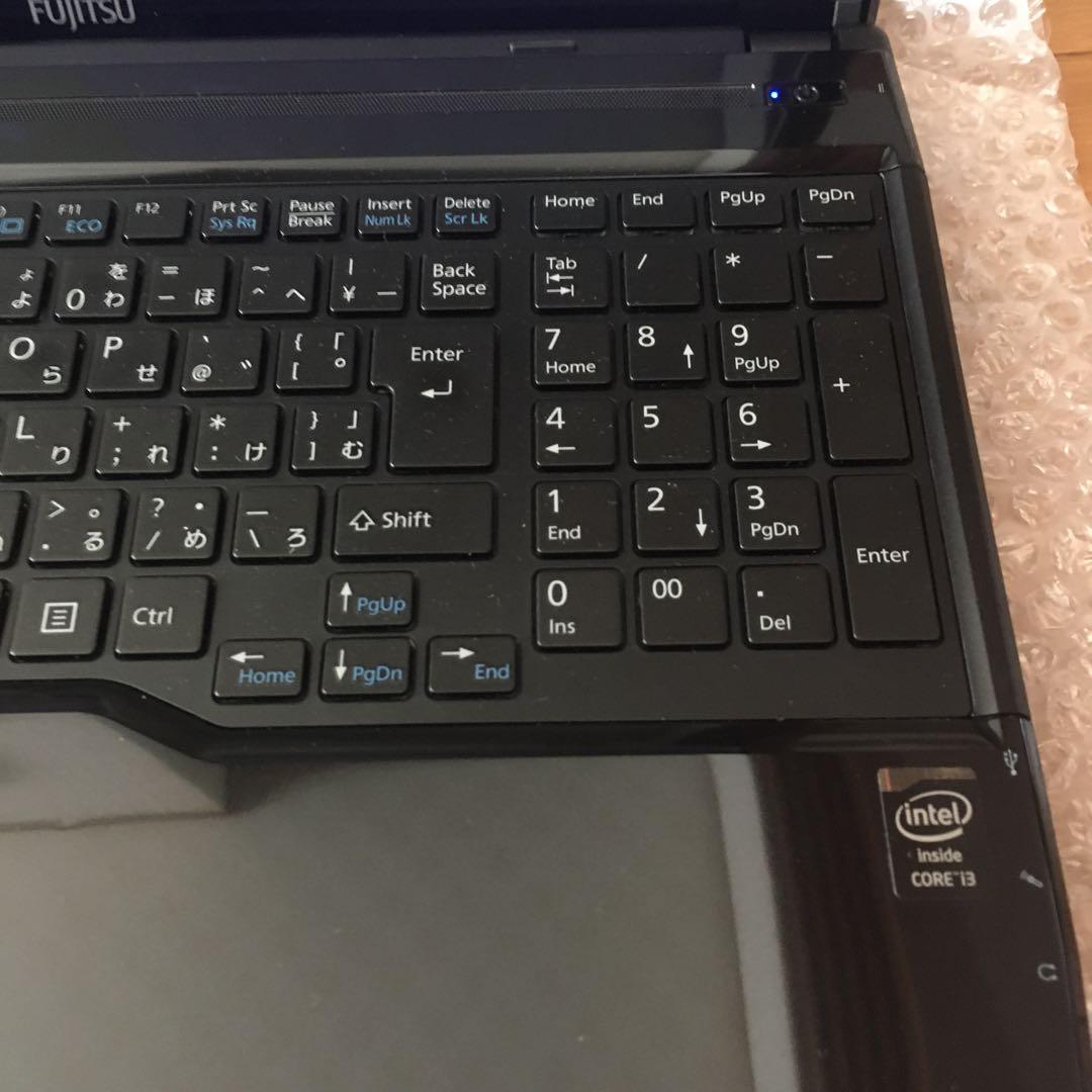 富士通　ノートパソコン　LIFEBOOK AH45/M