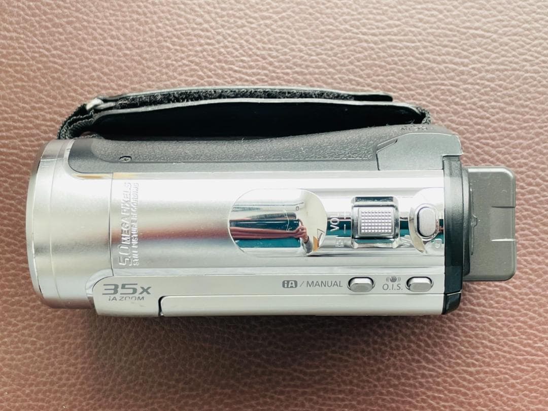 ■ハンディカメラ/三脚【Panasonic HDCTM60/Velbon】良品■