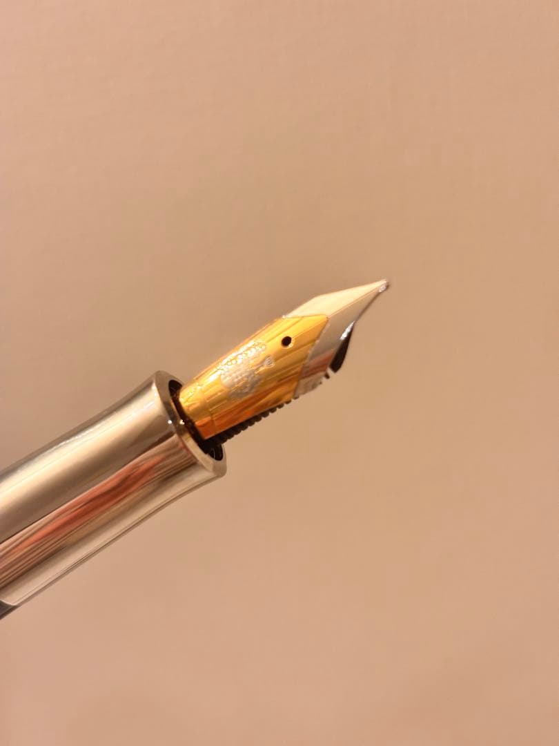FABER-CASTELL ペン・オブ・ザ・イヤー 2004 琥珀