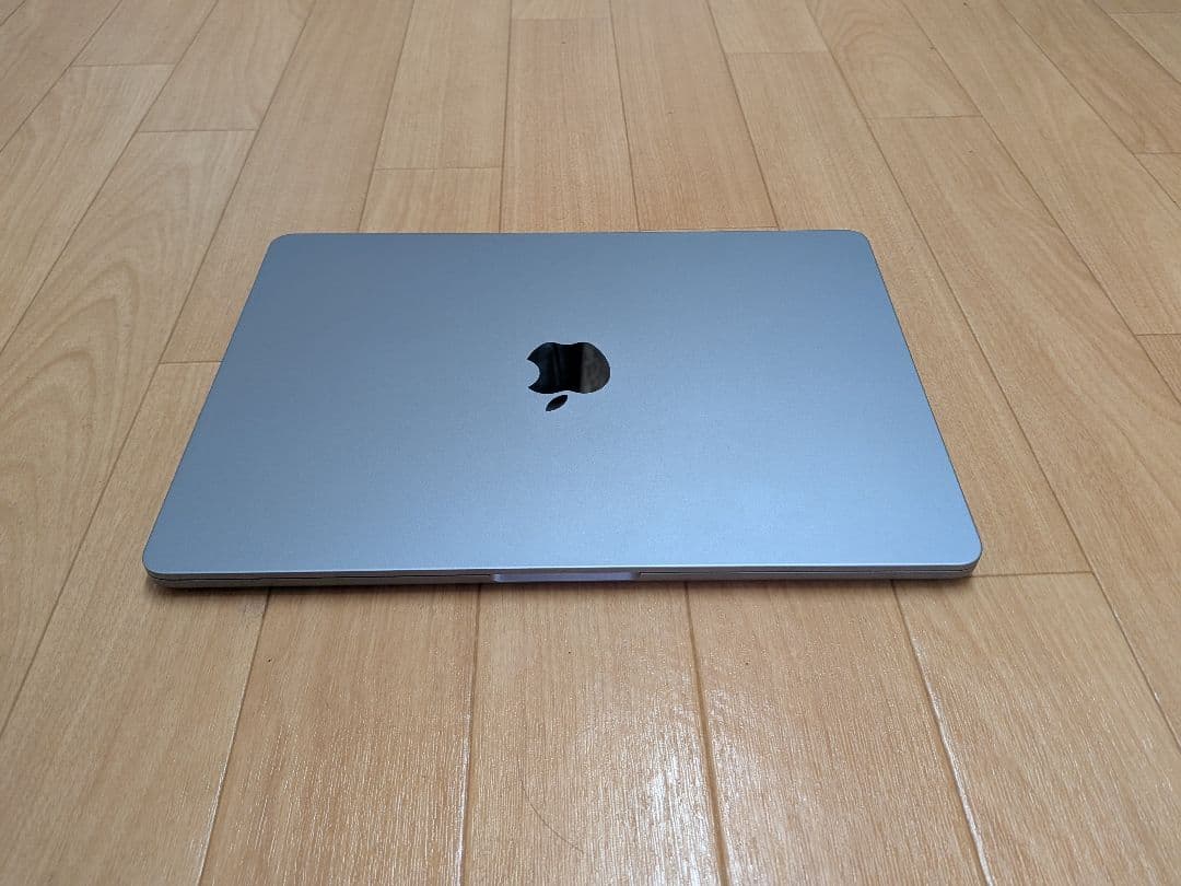 MacBook本体 Apple MacBook Air (M2, 8GB)