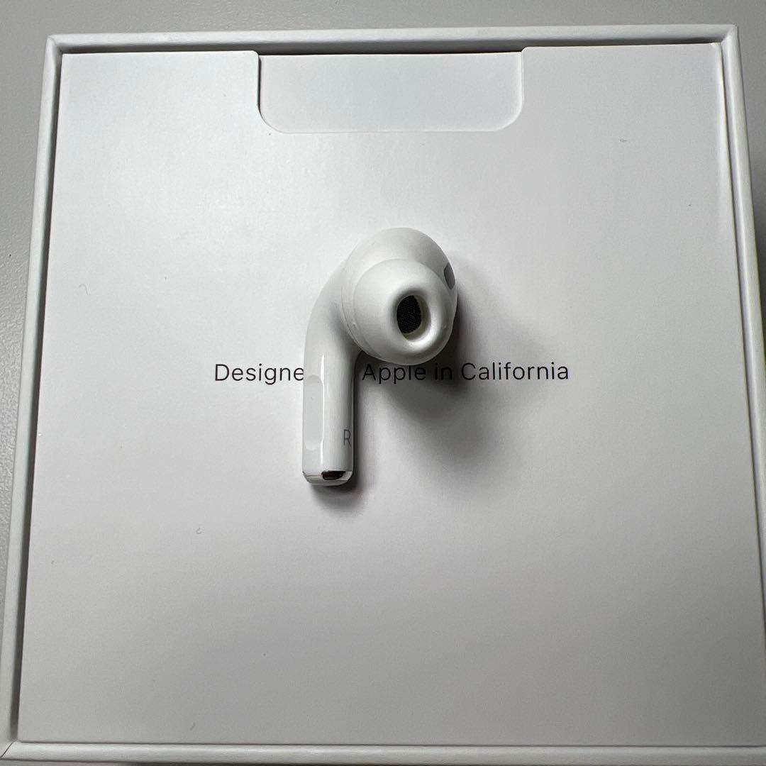 AirPods Pro 第2世代　lightning 右耳 A2698 [2]