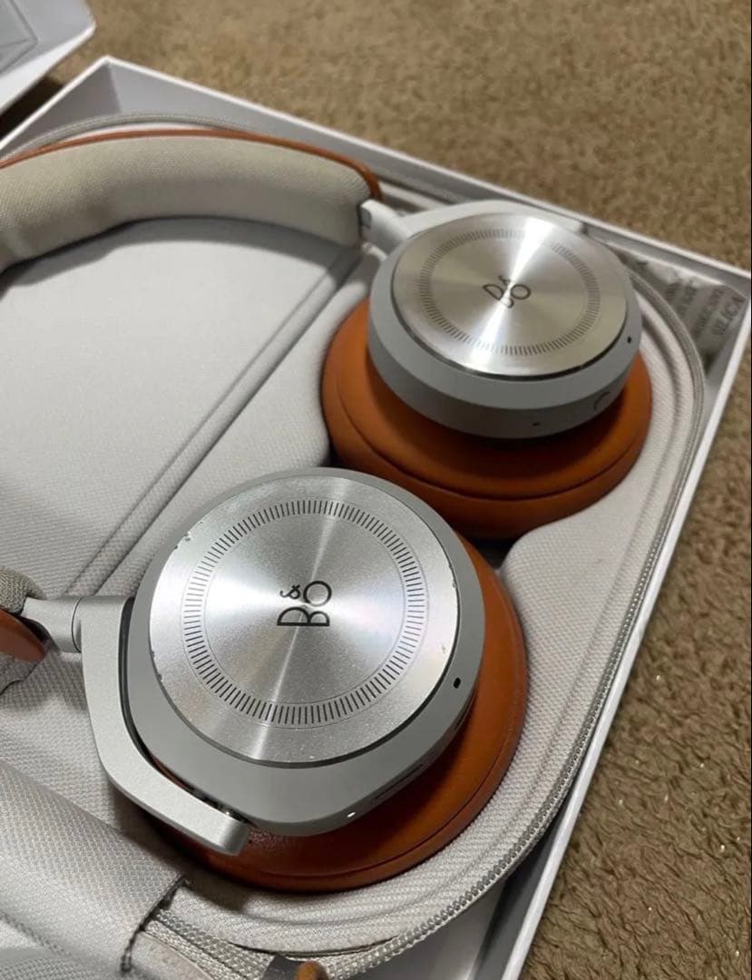 Bang & Olufsen ヘッドホン Beoplay HX ケース付き