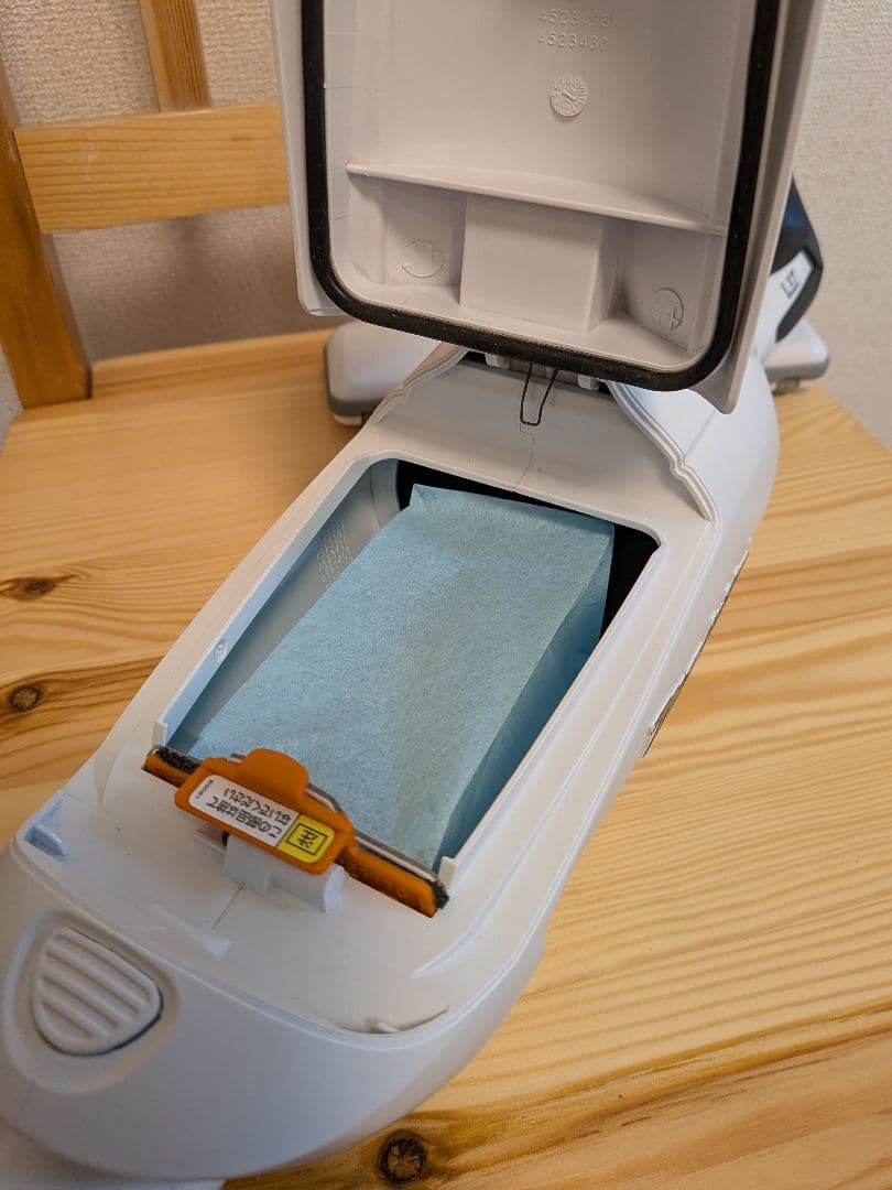 Makita 充電式クリーナー CL182FD 18v 使用少 美品　紙パック式