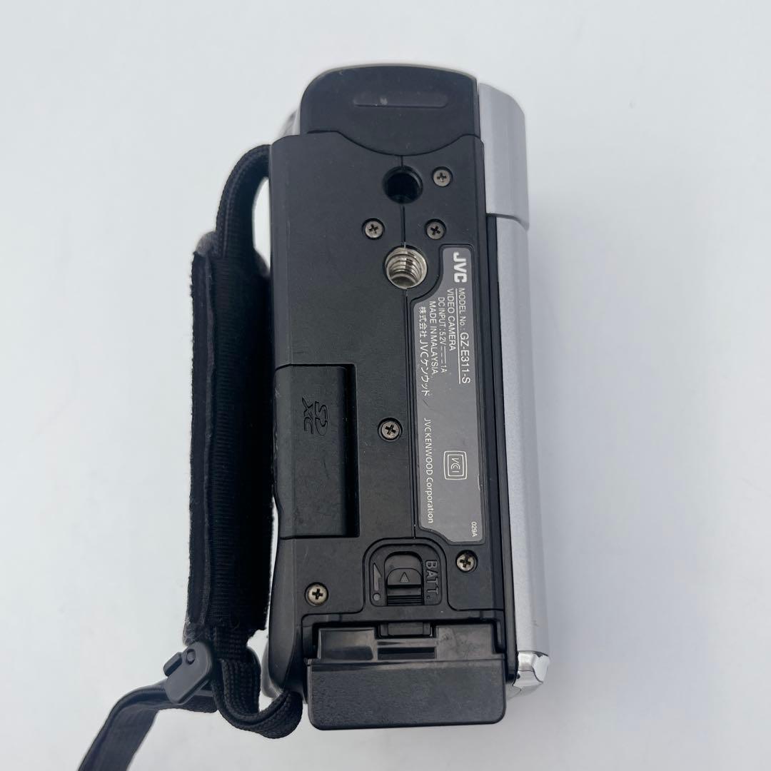 JVC ジェイブイシー Everio エブリオ GZ-E311-S シルバー