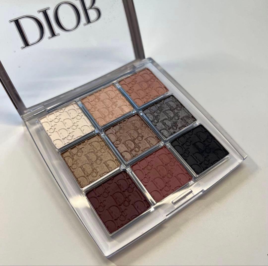 Dior バックステージ アイシャドウパレット 02 スモーキー ショッパー 付