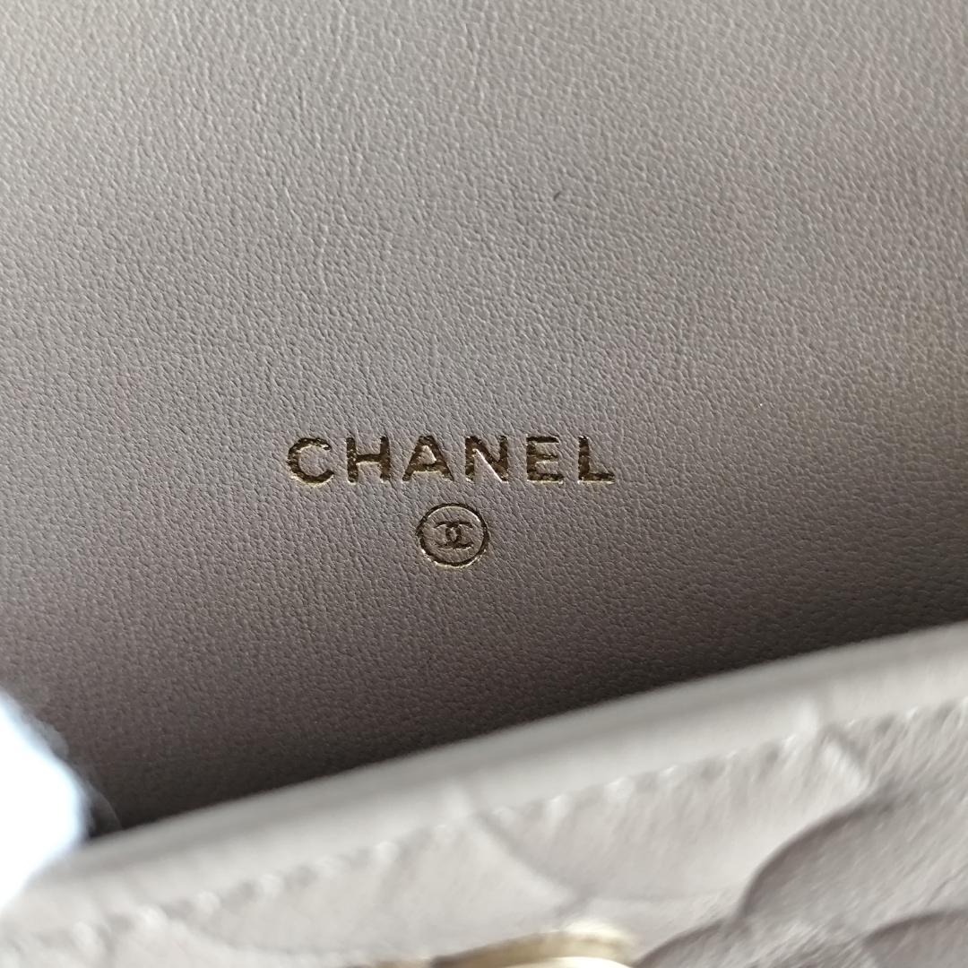 鑑定済・美品✨CHANEL iPadケース シリアル有 15番台 カメリア