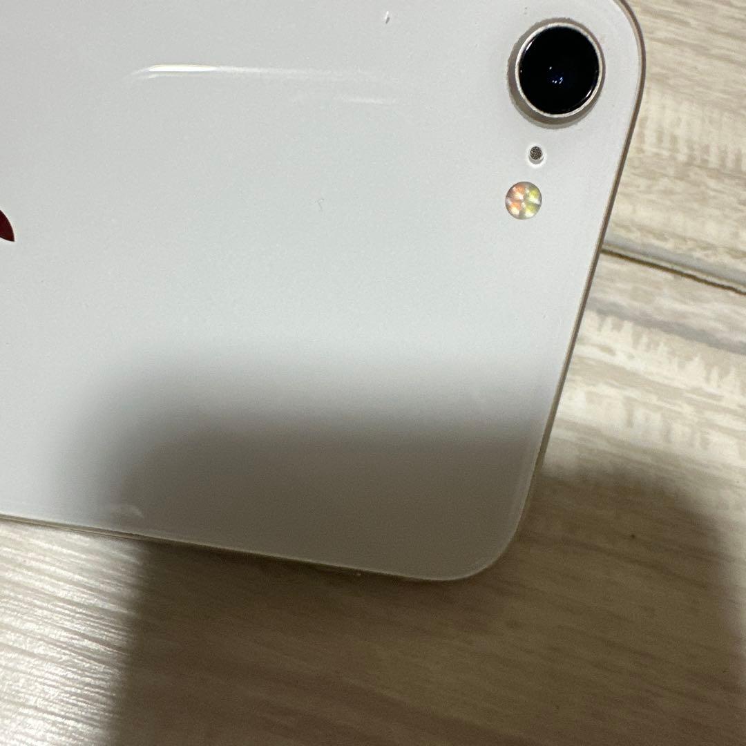 iPhone SE 第3世代　64GB SIMフリー　スターライト