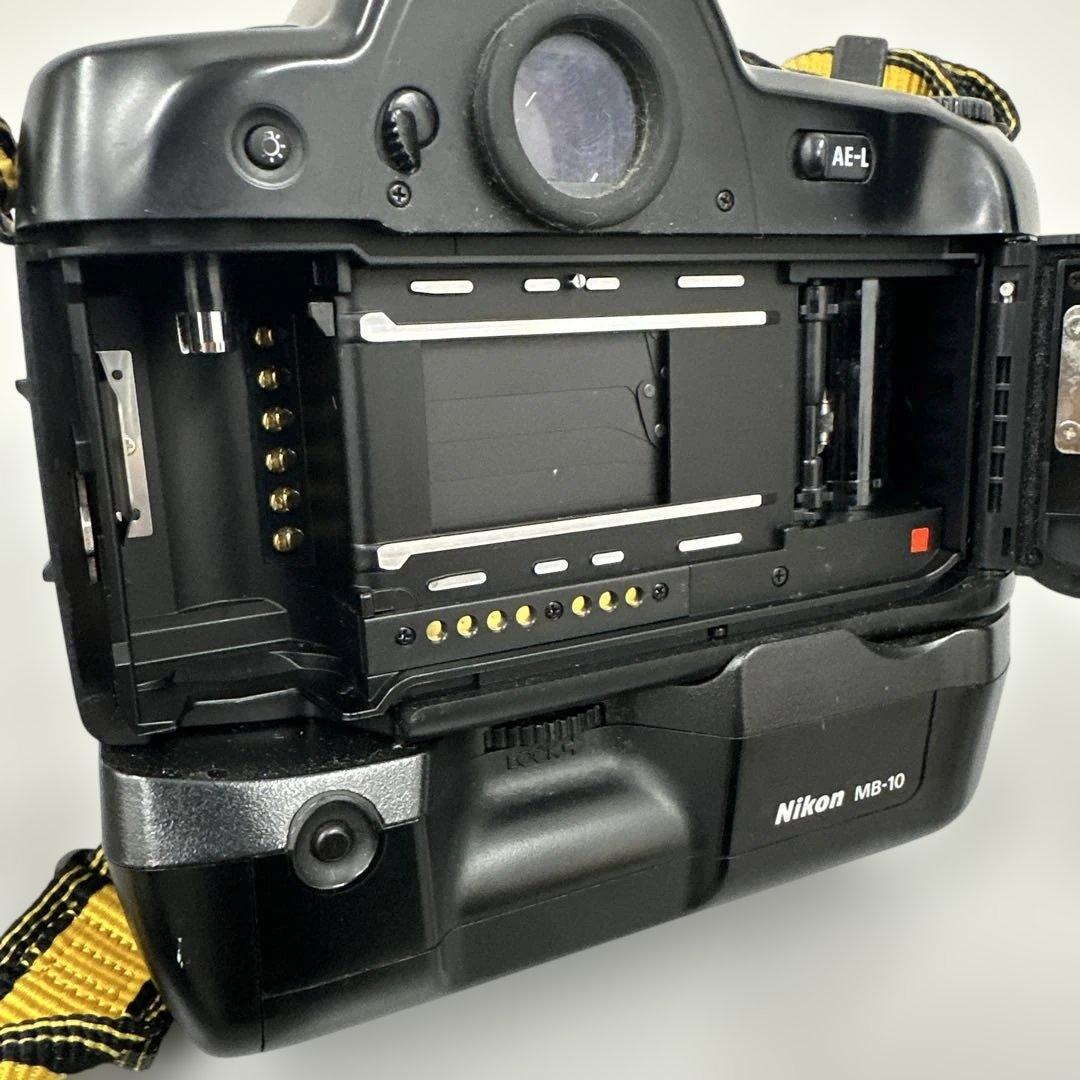 Nikon F90X フィルム一眼レフカメラ　2746 0.3