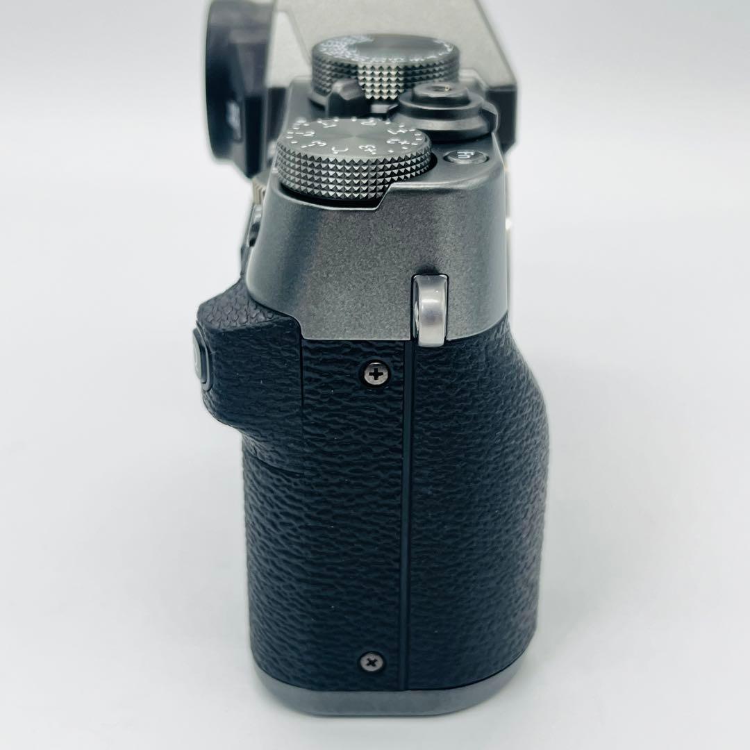 22ショット！！　富士フイルム　ミラーレス一眼 X-T30 チャコールシルバー