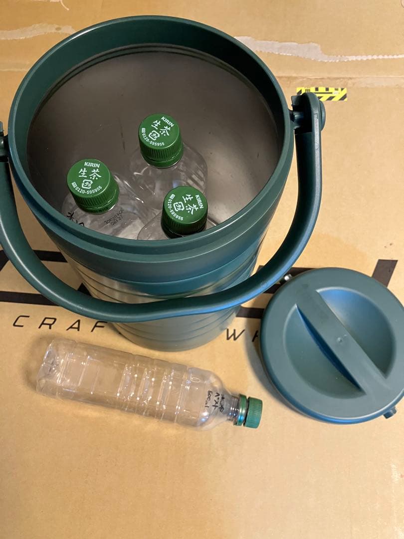 山真製鋸 水冷ベスト+真空断熱コンテナ+600ml角形ペットボトル