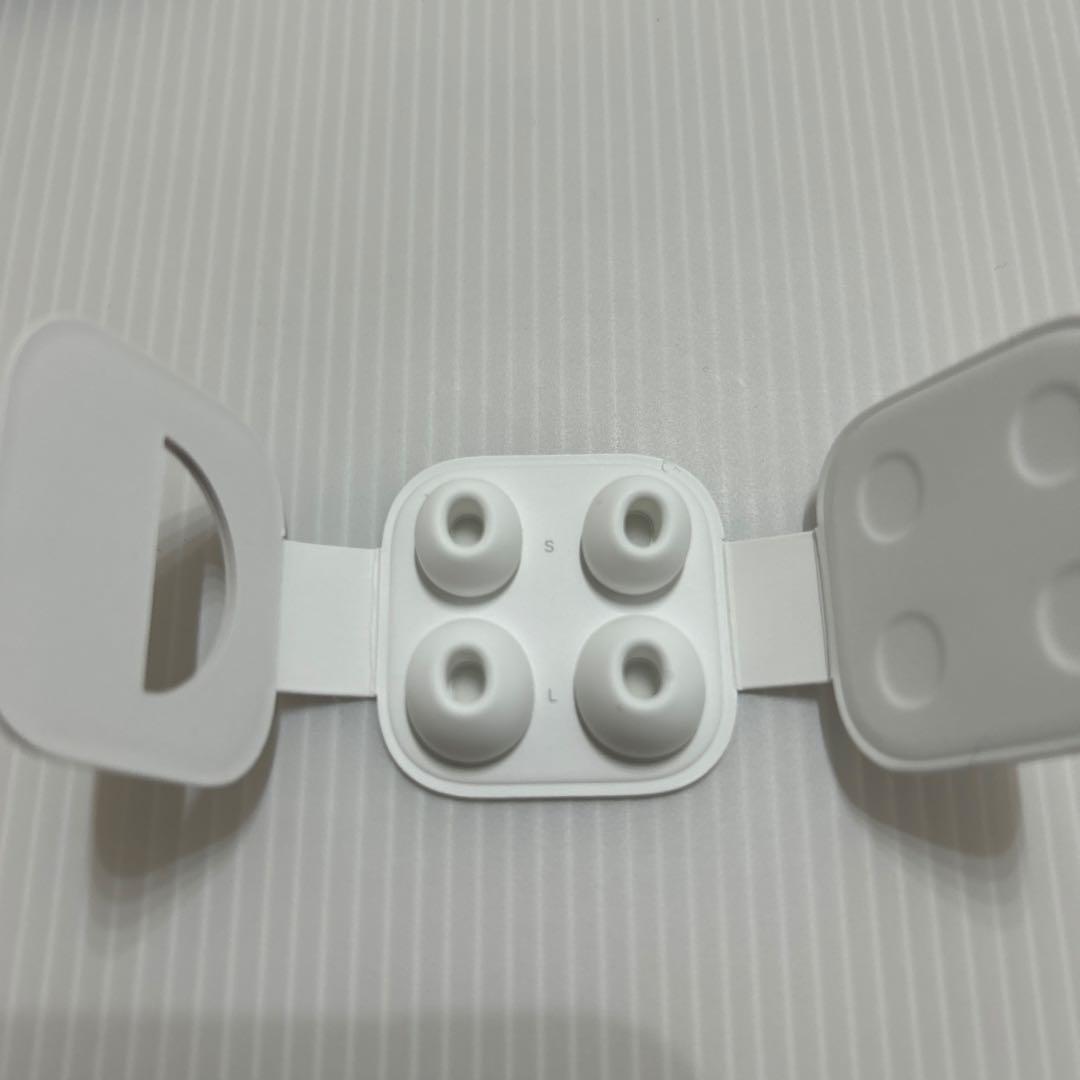 【美品】AirPods Pro第1世代 本体、充電ケース、カバー、箱付き