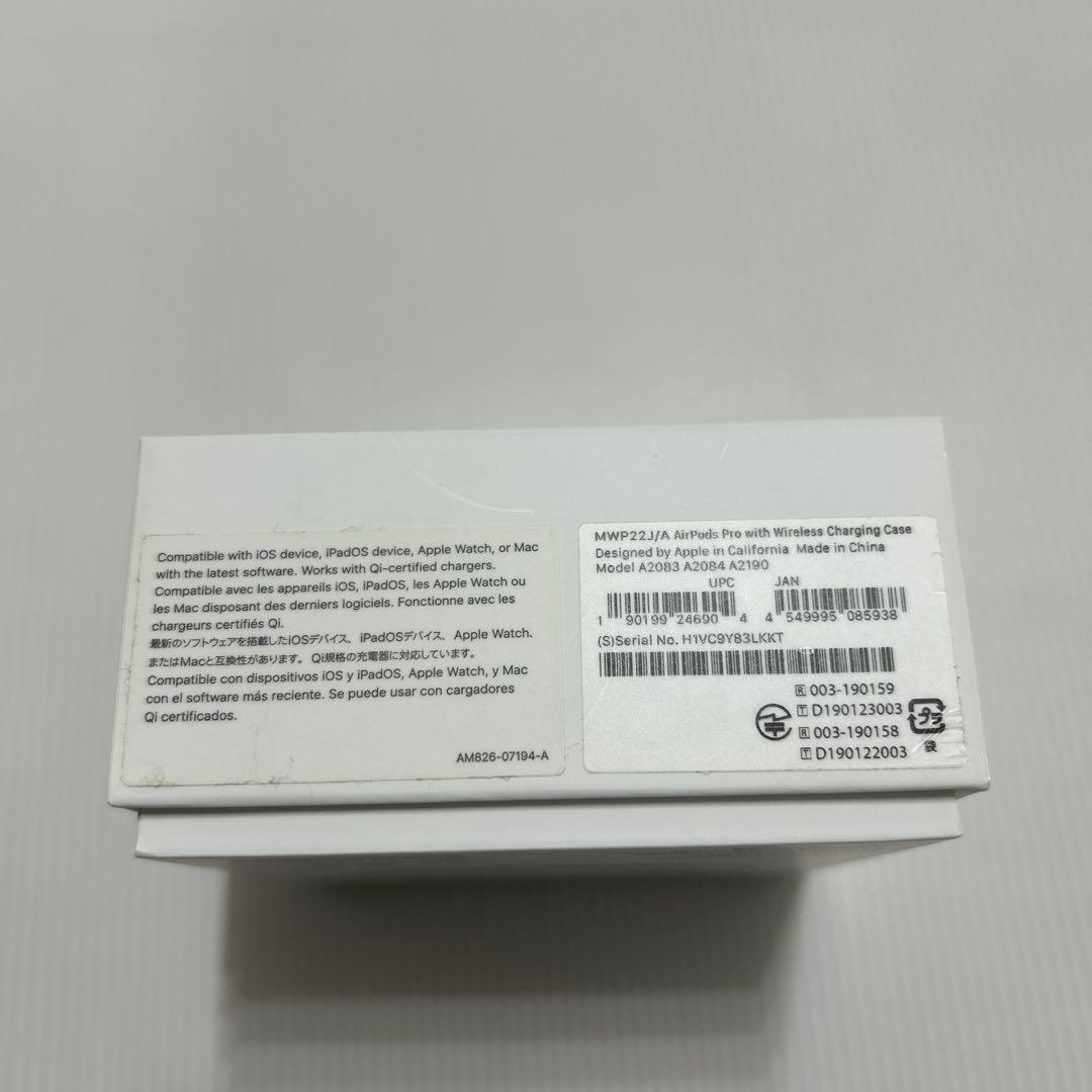 【美品】AirPods Pro第1世代 本体、充電ケース、カバー、箱付き