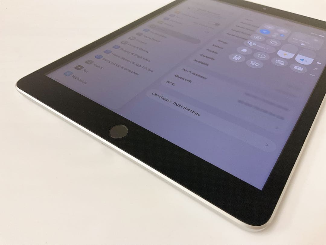 【美品・BT89％】iPad 第9世代 64GB Wifiモデル