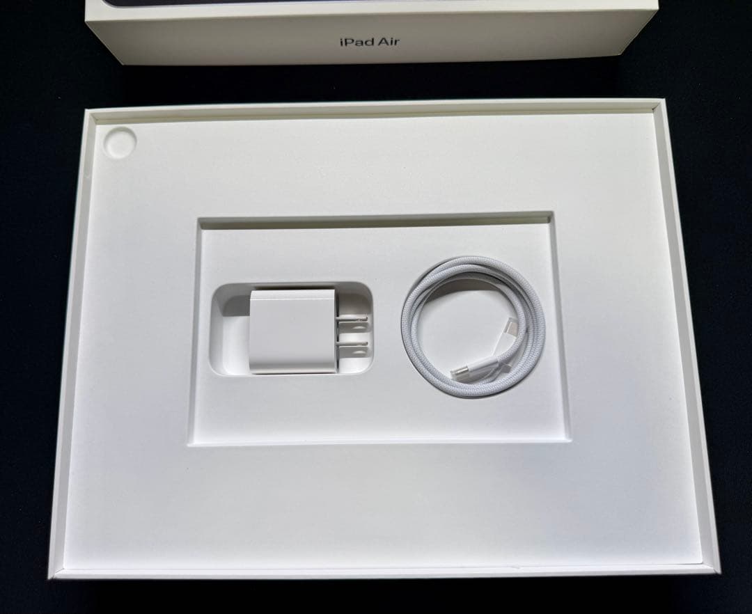 iPad Air M3 13型256GB AC+付属品多数