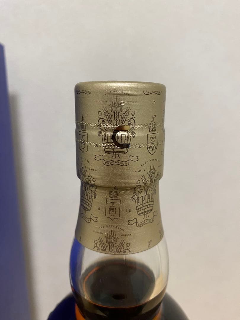 【新品・未開封】ロイヤルブラックラ 21年 700ml