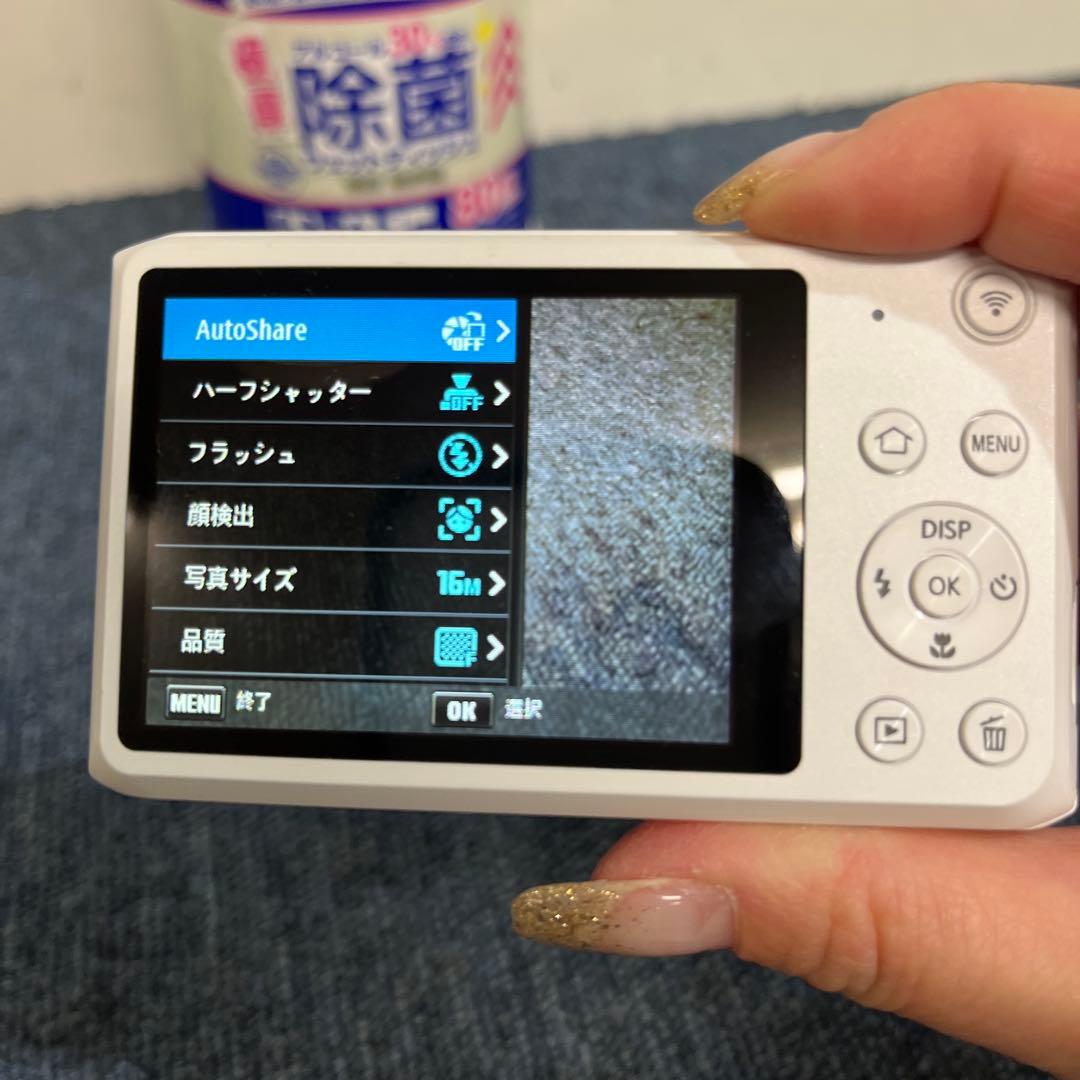 デジタルカメラ 自撮り液晶 サムスン DV150F ホワイト