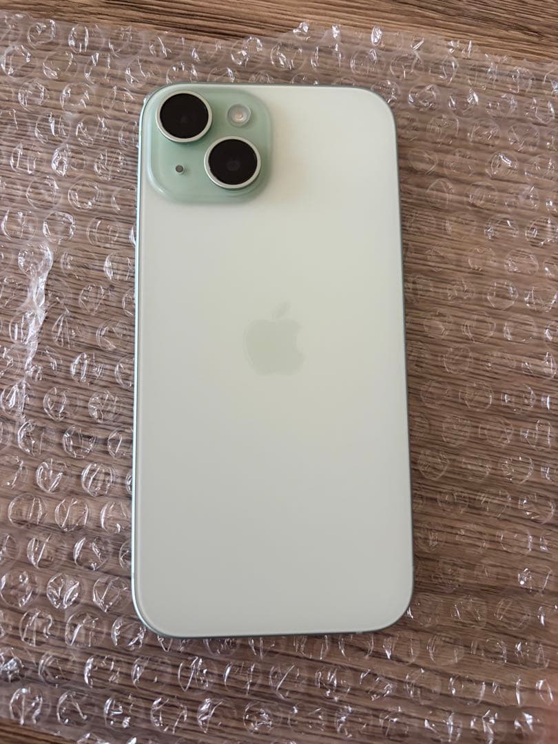 Apple iPhone 15 グリーン 本体