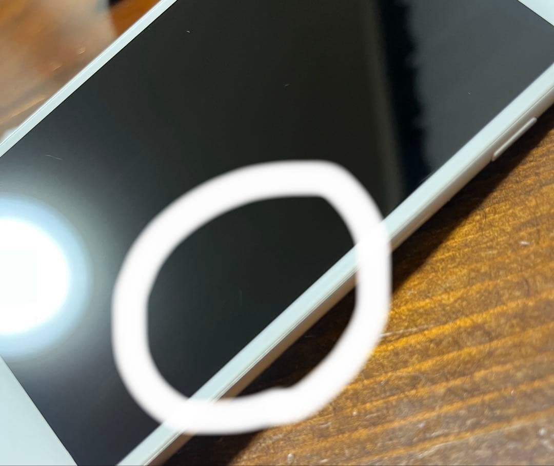 Apple iPhone 8 64GB シルバー SIMロックなし