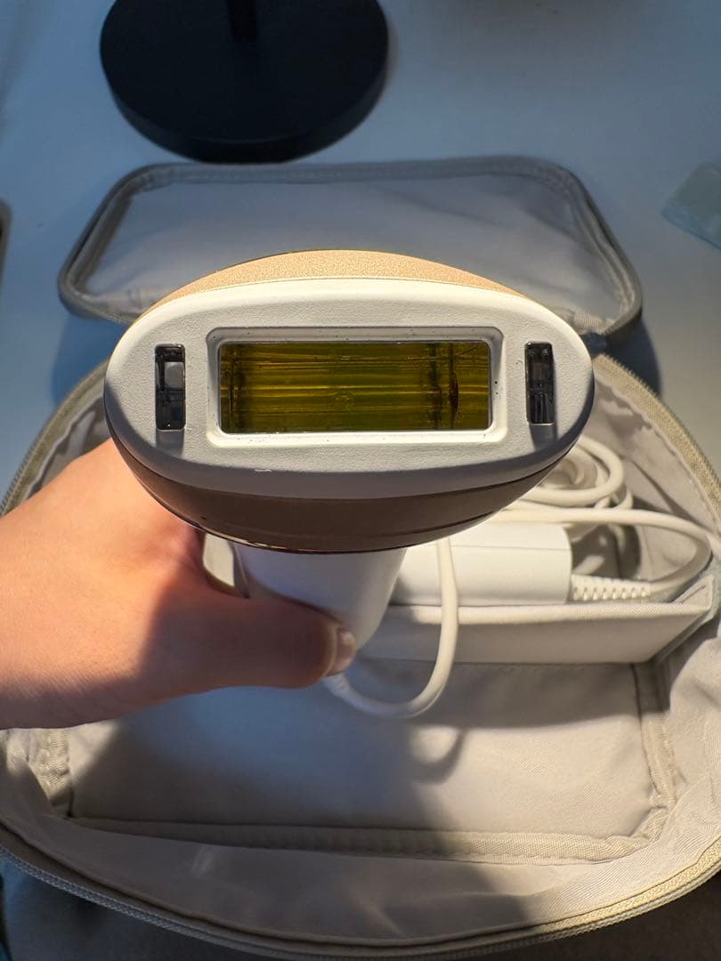BRAUN 光美容器 シルクエキスパート アタッチメント付き ホワイト Pro…