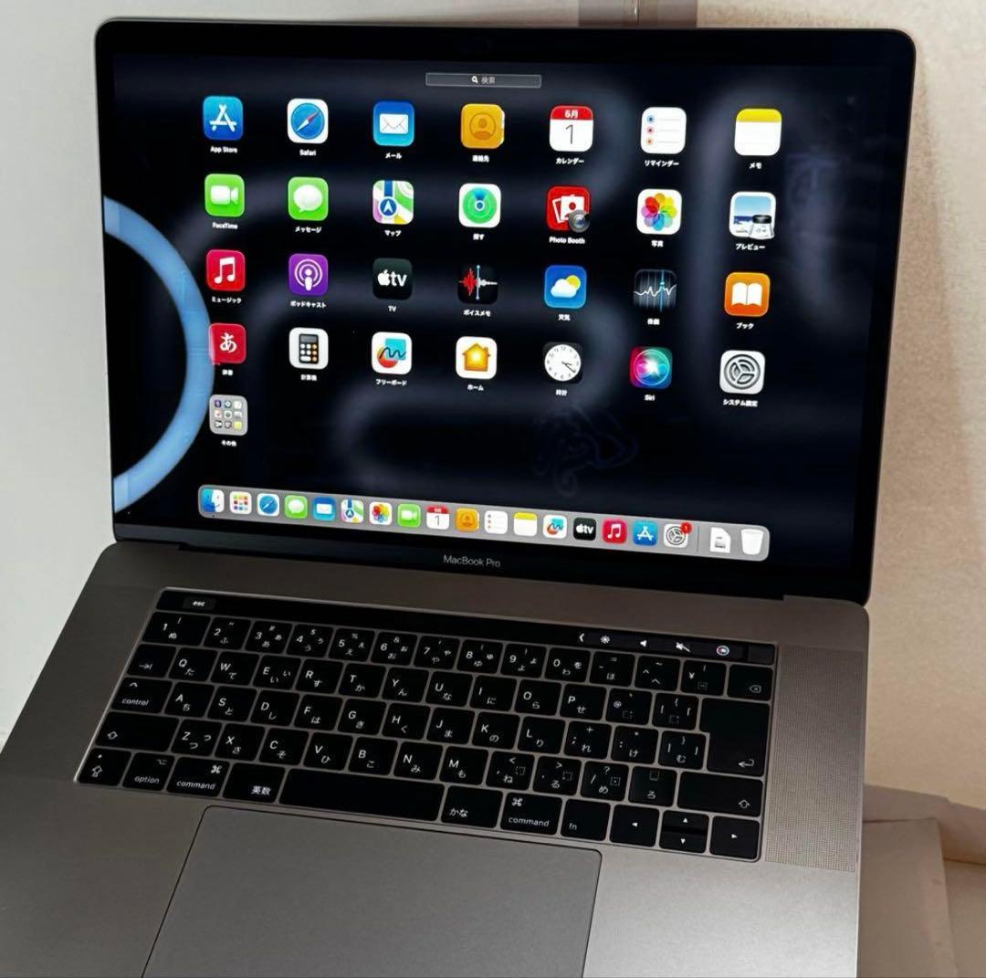 付属品完備☆美品 MacBook Pro A1707 i7/16/256/AMD