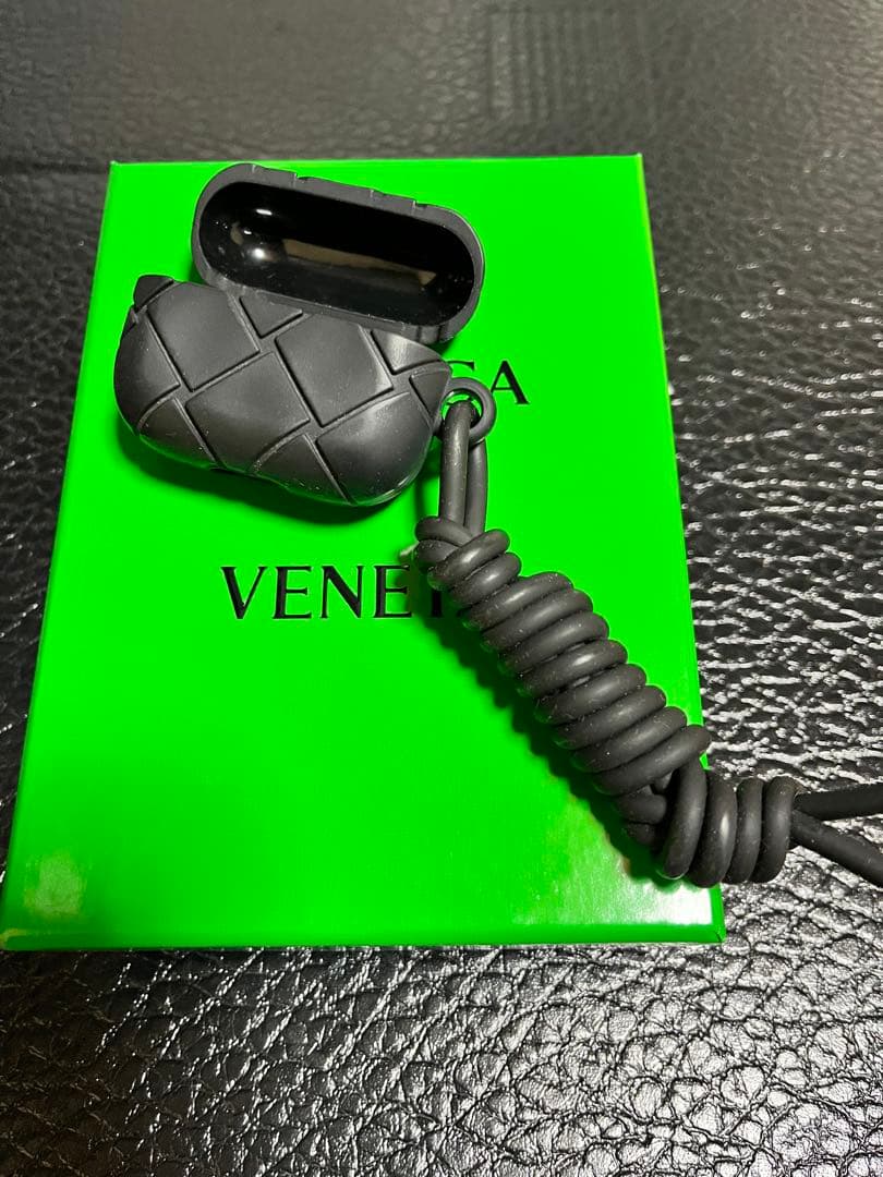 A*Y様 BOTTEGA VENETA イヤホンケース ブラック