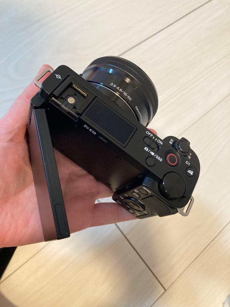 SONY ZV-E10 ミラーレスカメラ 5年保証付き。