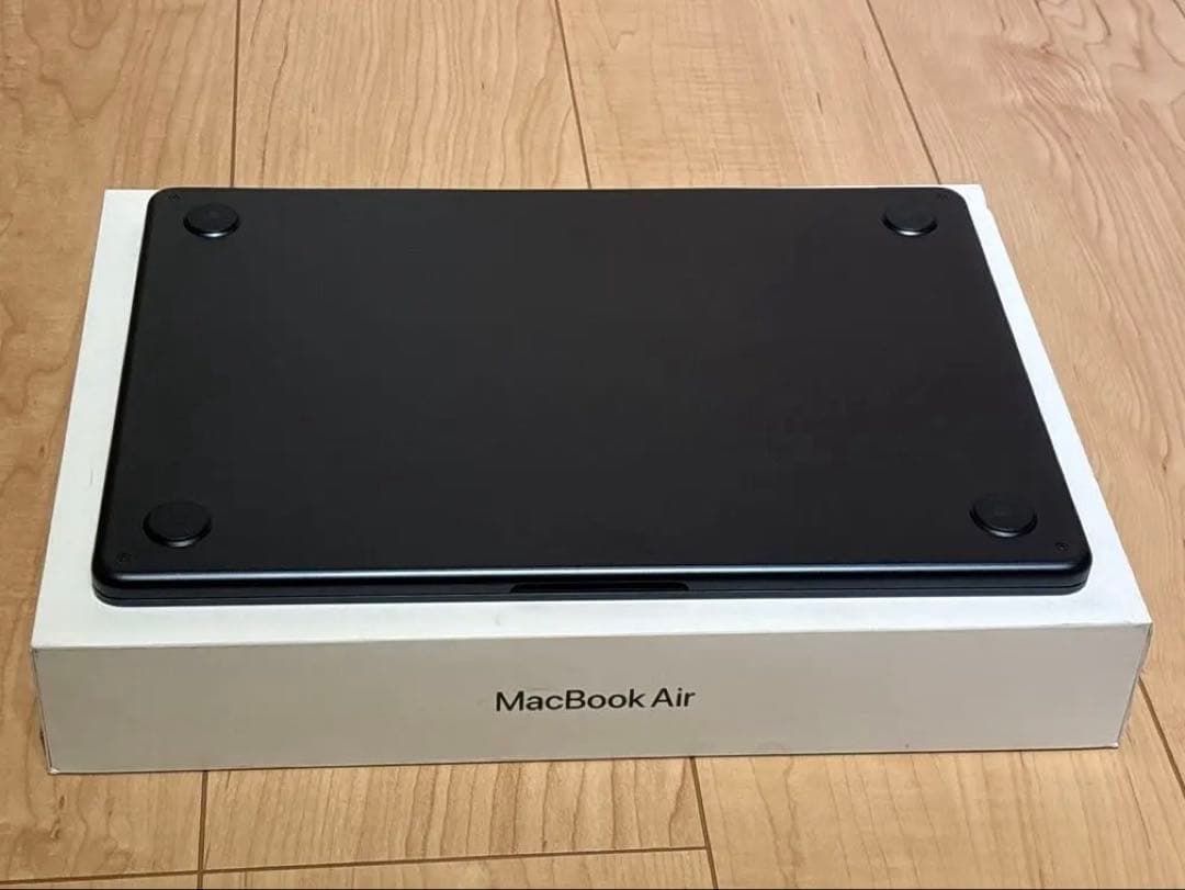 MacBook Air 13.6 M3 2024 美品 充放電3回 バッテリ不良