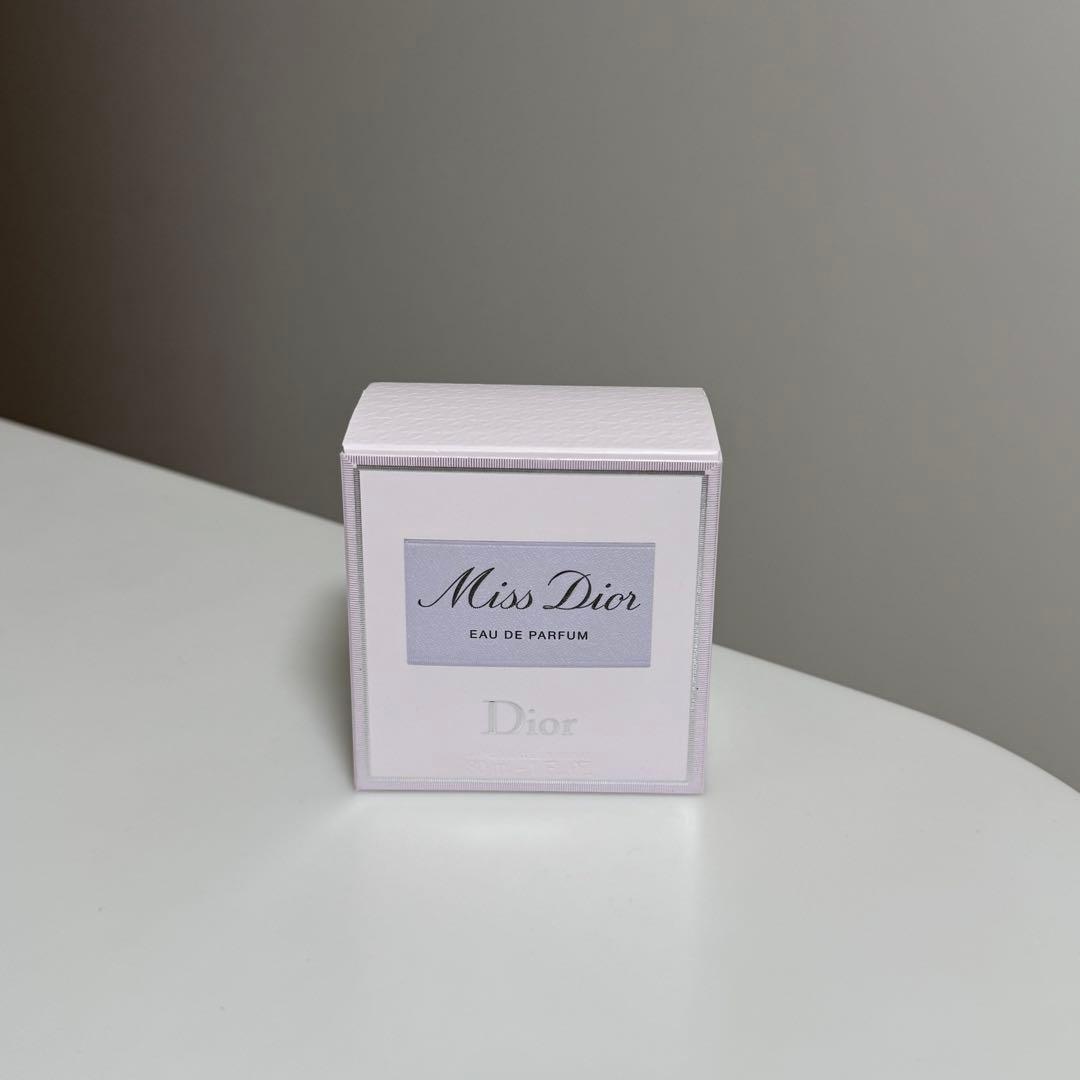 未使用Miss Dior Eau de Parfumオードゥ パルファン30ml