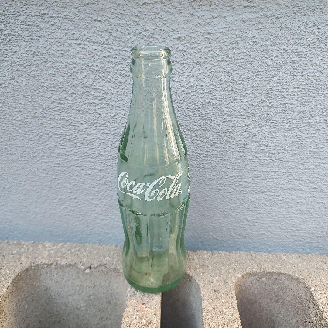 コ―ラの瓶