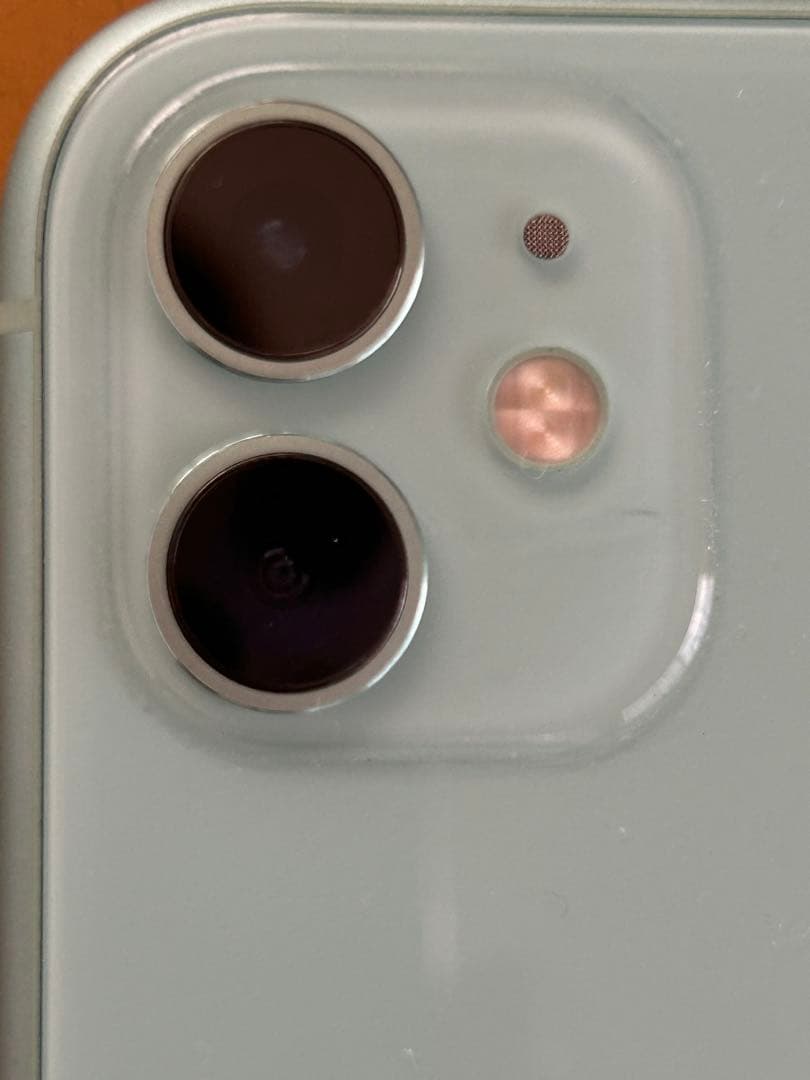 【美品】iPhone 11 64GB 同梱品未使用 ライトニングケーブル1本付