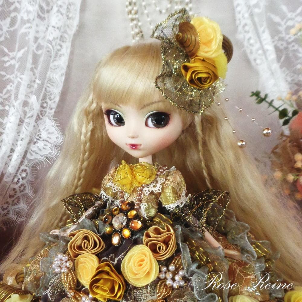 春祭セール！ヴィクトリア女王 クラシカルスモーキーのゴージャスフリルドールドレス