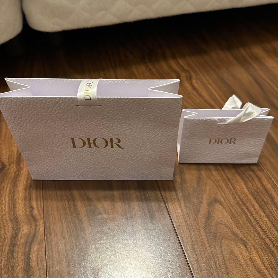 Dior 紙袋16枚　チャーム6個　リボン12本