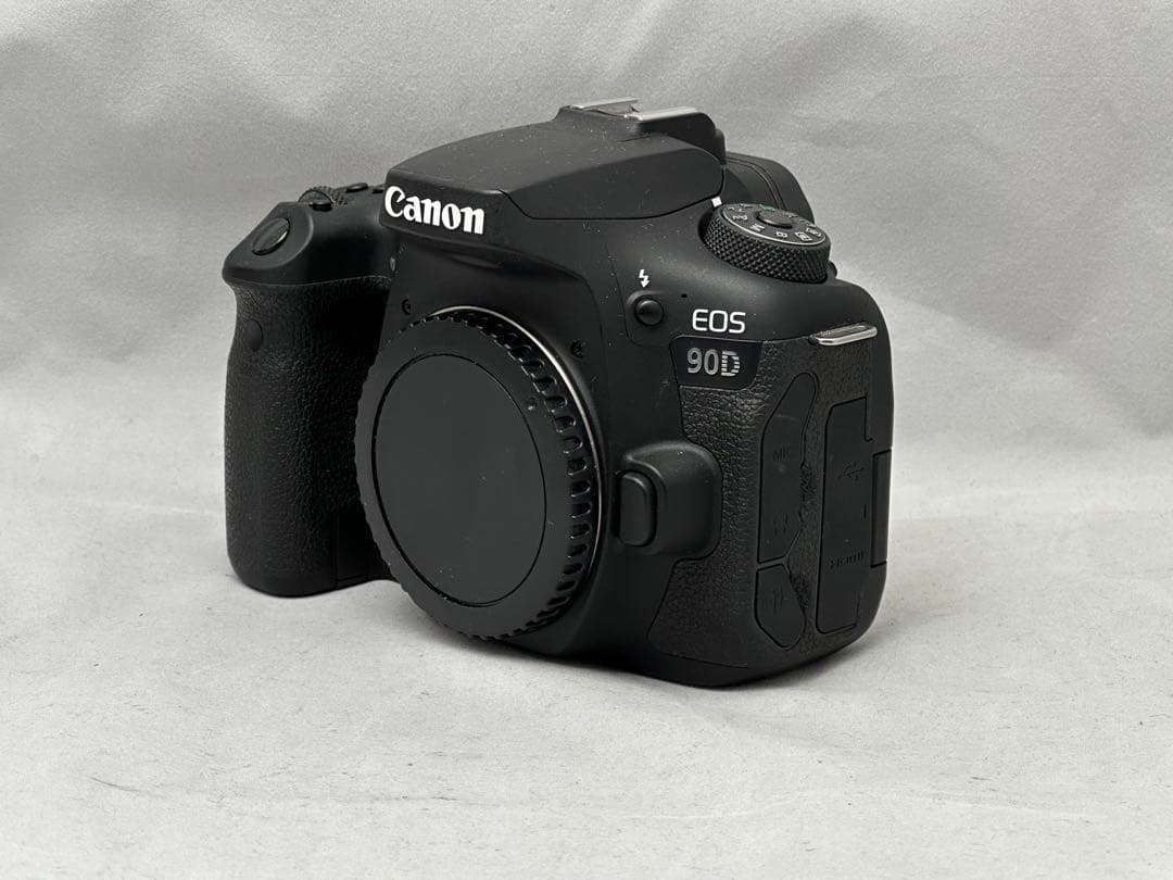 極美品！！Canon EOS 90D デジタル一眼レフ ズームレンズキット
