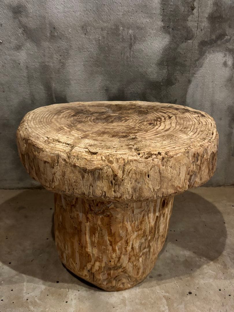 流木スツール　一点物　ハンドメイド　きのこ型