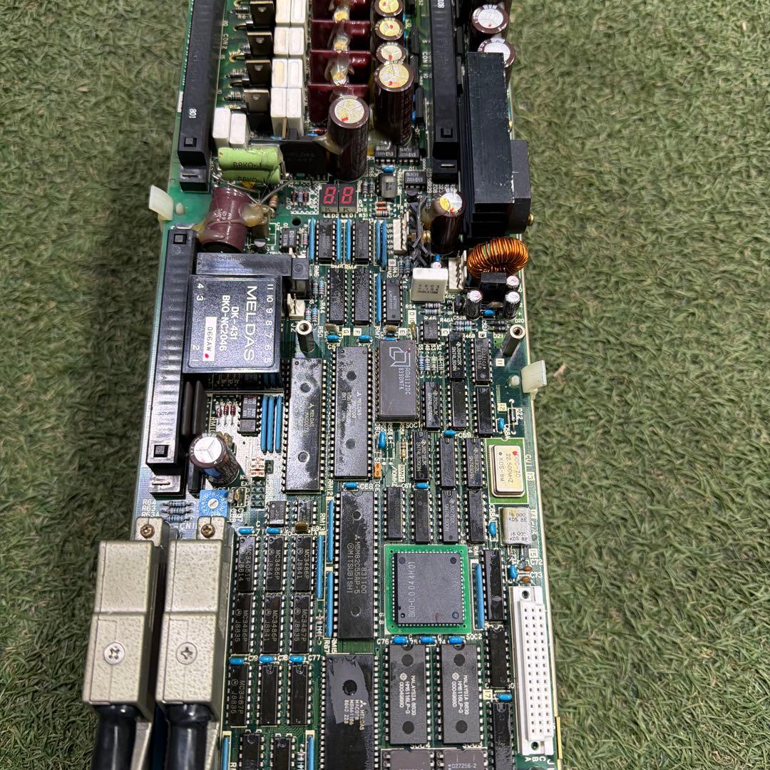 アンプ MITSUBISHI MR-S1-300-E01 SERVO DRIVE