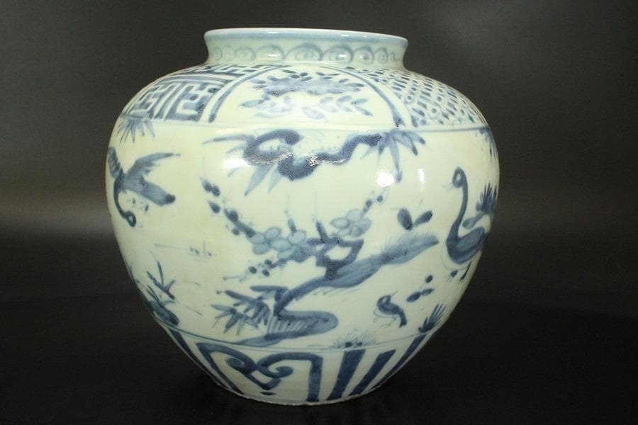 中国美術 青華 染付 祥瑞 丸壷(P125)