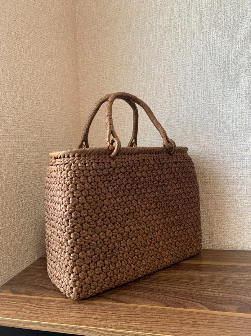 山葡萄　山葡萄かごバッグ　手作り　山葡萄籠バッグ　内布あり　小粒花編み
