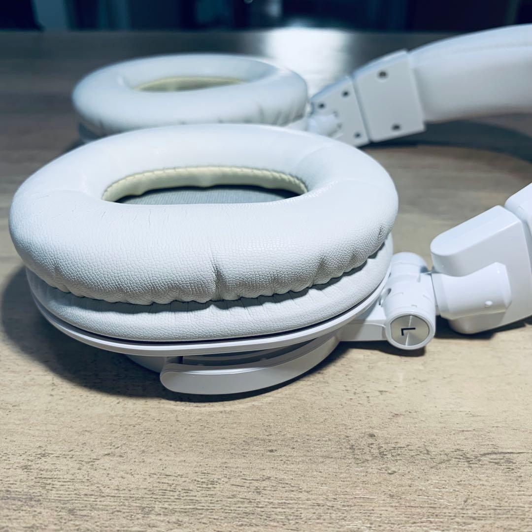 Audio-Technica ATH-M50xホワイトヘッドホン
