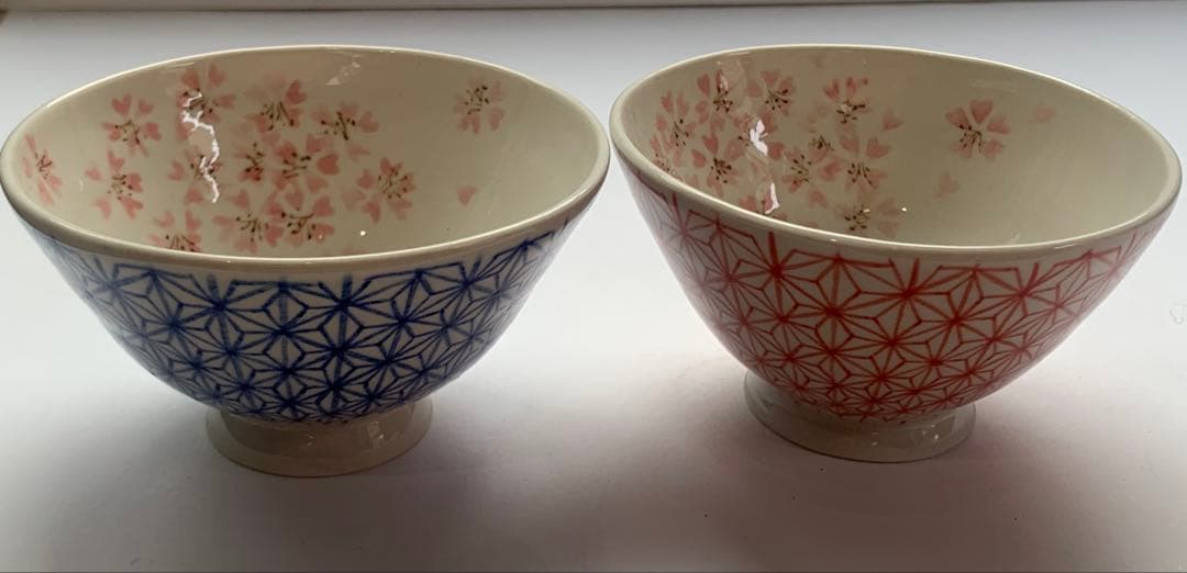 麻の葉.桜の小さなお茶碗セット（赤青）
