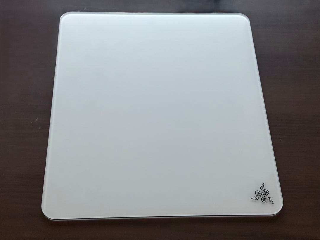 Razer Atlas ガラスマウスパッド