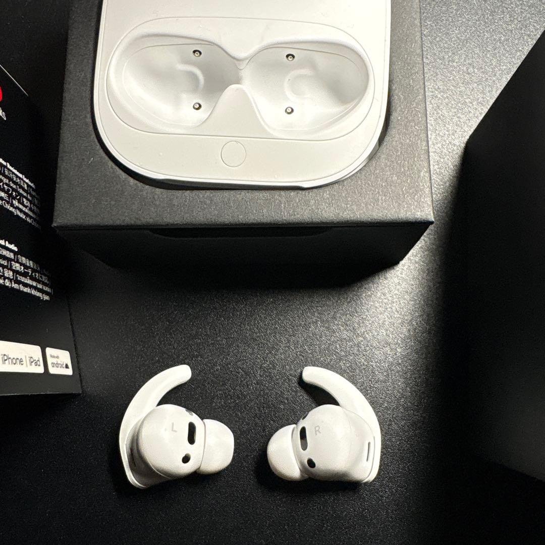 Beats Fit Pro 完全ワイヤレスイヤホン