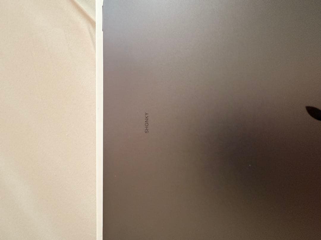R*i様 Apple iPad Air 第5世代 10.9インチ スペースグレー