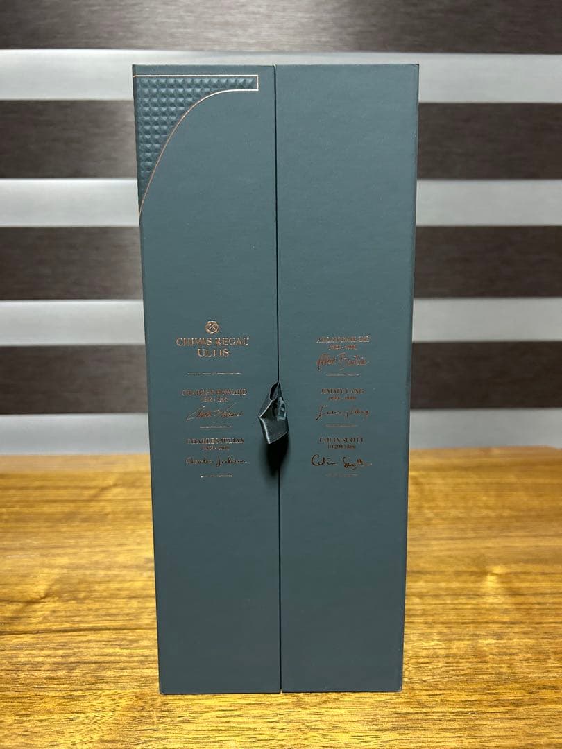 シーバスリーガル　　CHIVAS REGAL ULTIS ギフトボックス入り