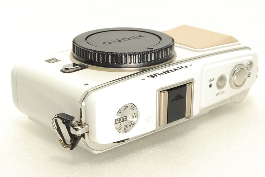 OLYMPUS E-P1 ❤️スマホ転送 オリンパス ミラーレス 一眼レフ カメラ