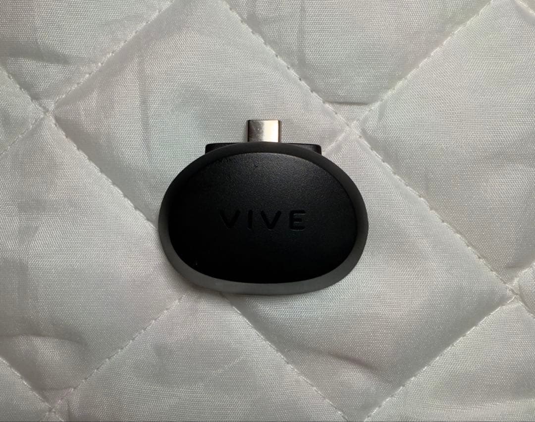 VIVE Focus Vision＋ストリーミングキット＋フェイシャルトラッカー