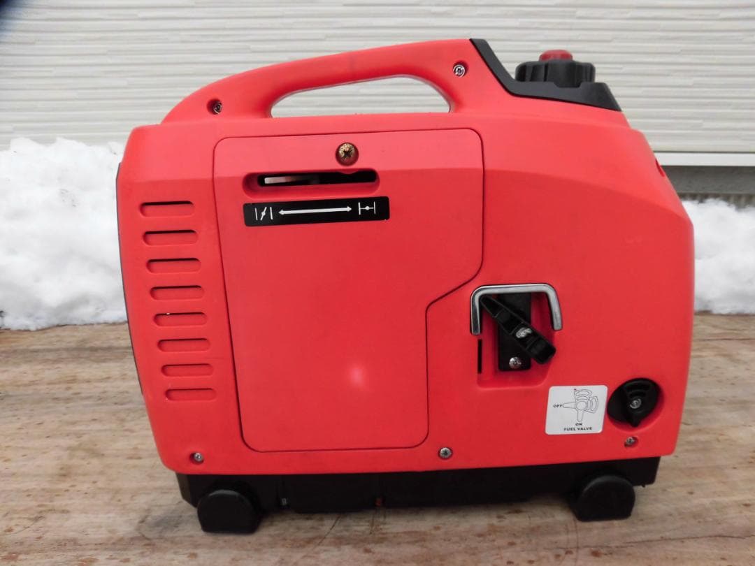 送料無料・・・インバーター発電機 EIG-900D
