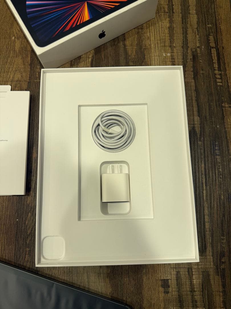 第5世代12.9 iPadPro Wi-Fi Cellular 2TB おまけ