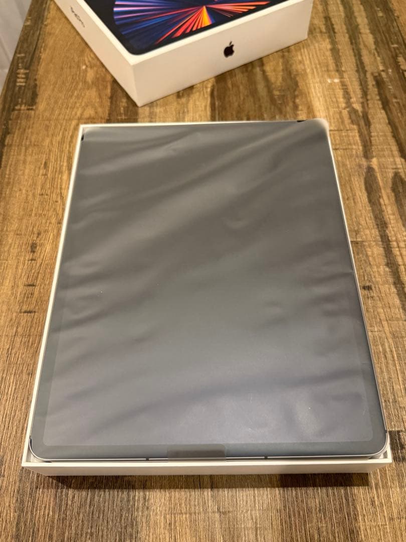 第5世代12.9 iPadPro Wi-Fi Cellular 2TB おまけ